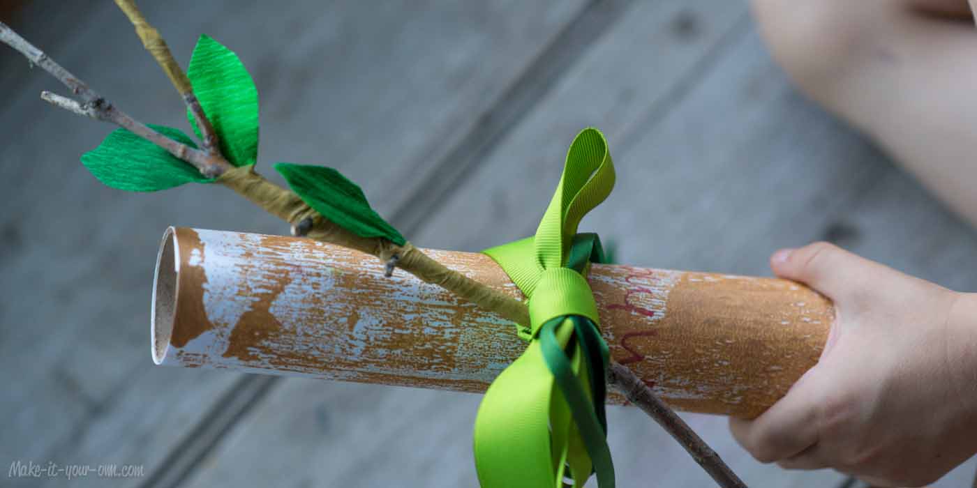 » Nature Finds: Printing with Wood (Tree Inspired Transport Tube)