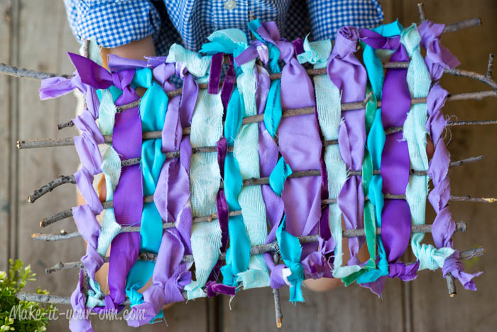 Nature Finds: Weaving with Sticks, Fabric & Ribbon from make-it-your-own.com
