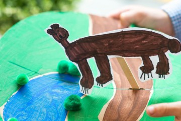 Moveable Scene (perfect for creating an animal habitat!) from make-it-your-own.com (Art, crafts and activities for kids)