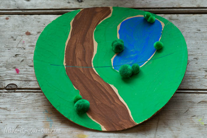 Moveable Scene (perfect for creating an animal habitat!) from make-it-your-own.com (Art, crafts and activities for kids)