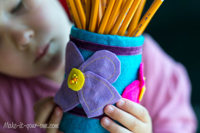 Pencil Holder from make-it-your-own.com (Art, crafts and activities for kids)