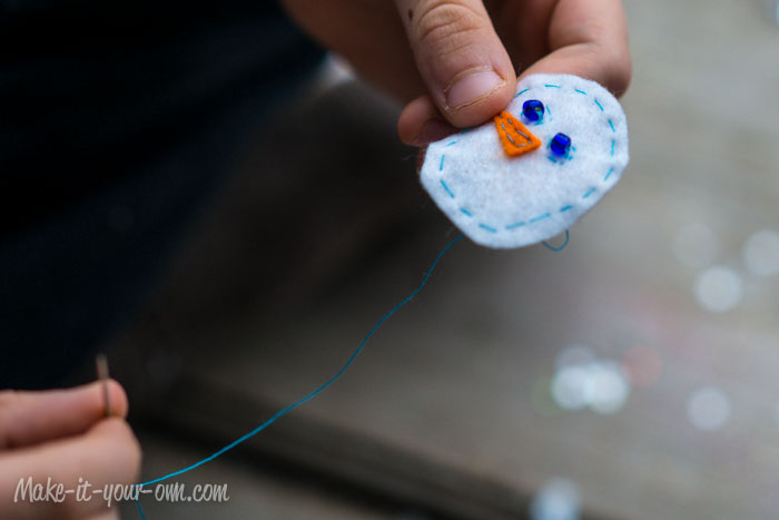 Snow Person Headband from make-it-your-own.com (Art, crafts & activities for kids)