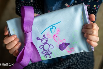 Kid Drawn Keepsake Fabric Envelope with make-it-your-own.com (Crafts & Activities for Kids)