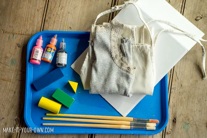 Stamping with Blocks with make-it-your-own.com (Crafts & activities for kids) *This is a great trick to hide stains!
