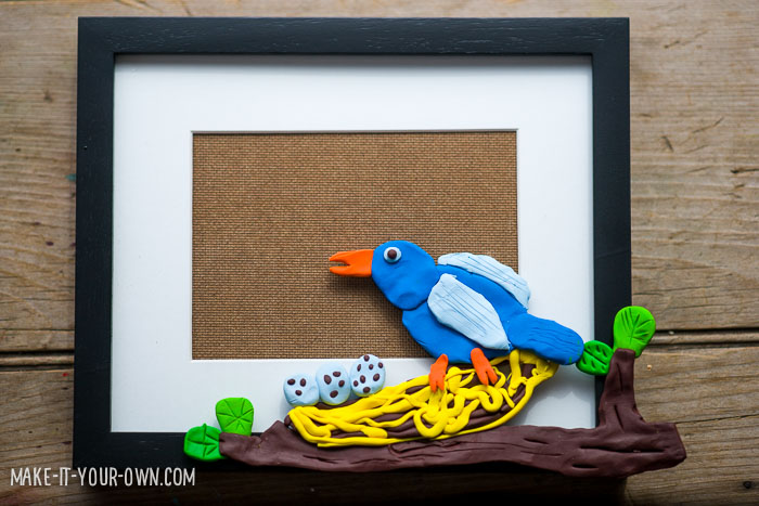 Nature Inspired Kid-made picture frame from make-it-your-own.com (Crafts & activities for kids)