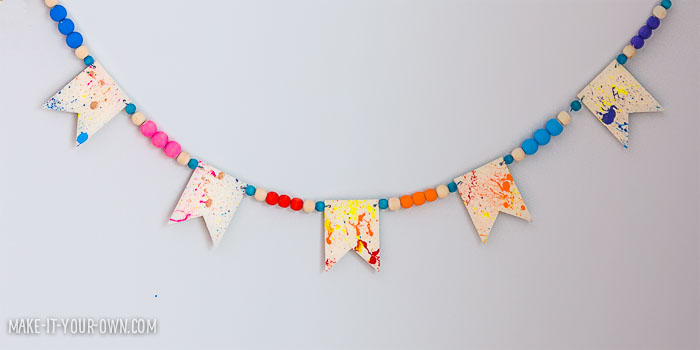 Snapped Elastic Painted Bunting from make-it-your-own.com (Crafts & activities for kids!)