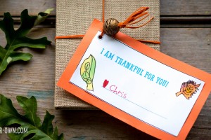 Thanksgiving Tags with make-it-your-own.com (Crafts & activities for kids!)