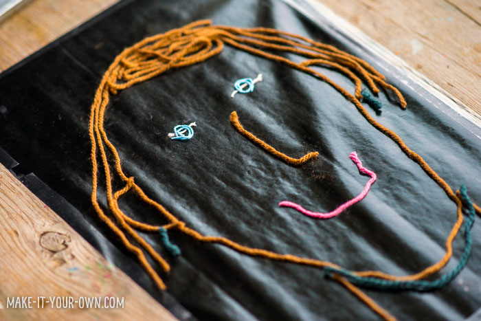 Yarn Pictures with make-it-your-own.com (Crafts & Activities for Kids)