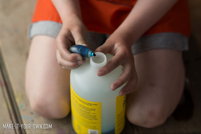 Pump Painting with make-it-your-own.com (Creative activities for kids).  This painting process re-imagines soap pumps as a painting tool.  It allows children to see what secondary colours are formed by the use of primary colours.  (And who doesn't love water play!?)