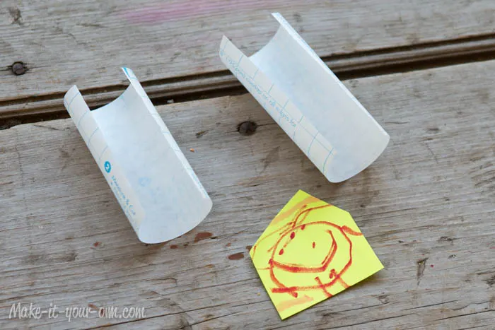 Kid Artwork Mobile: Contact Paper from make-it-your-own.com