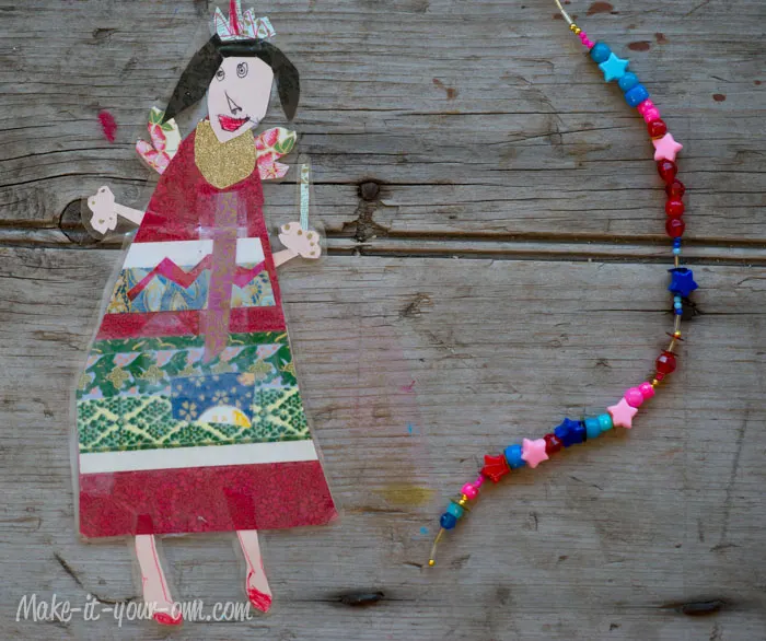 Kid Artwork Mobile from make-it-your-own.com