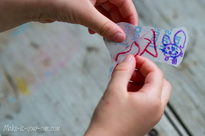 Back to School: Personalize your Supplies with Your Own Stickers from make-it-your-own.com (Art, Crafts and Activities for Kids)