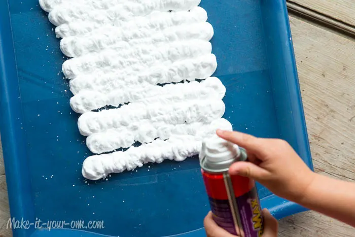 Back to School: Personalize your Notebook with Marbling from make-it-your-own.com (Art, crafts and activities for kids)