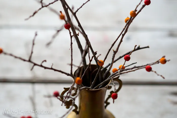 Fall Berry Branches from make-it-your-own.com (Arts, crafts & activities for kids)