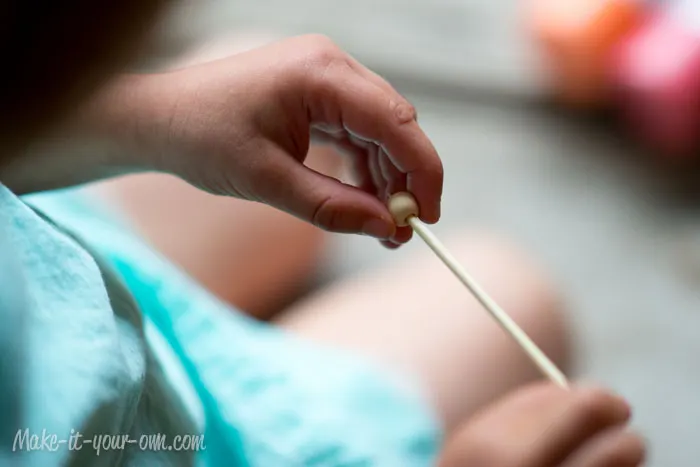 Fall Berry Branches from make-it-your-own.com (Arts, crafts & activities for kids)