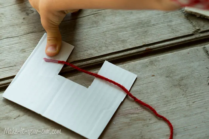 Valentine's Day: Pom Pom Flowers with make-it-your-own.com (Crafts & activities for kids)