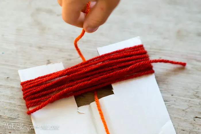 Valentine's Day: Pom Pom Flowers with make-it-your-own.com (Crafts & activities for kids)