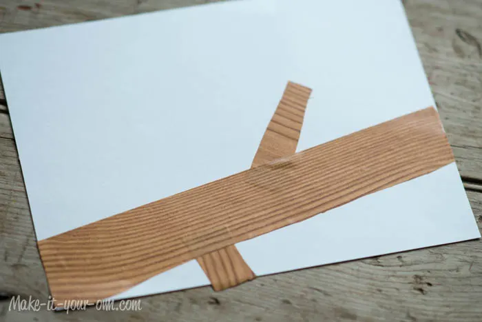 Fall Fun: Traced Leaves- Making a Stencil from make-it-your-own.com (Art. crafts and activities for kids)