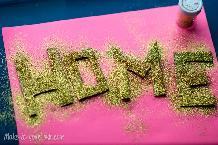 Glittered Letter Garland from make-it-your-own.com (Art, crafts & activities for kids)