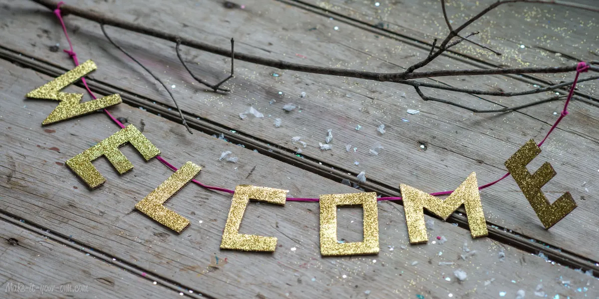 Glittered Letter Garland from make-it-your-own.com (Art, crafts & activities for kids)