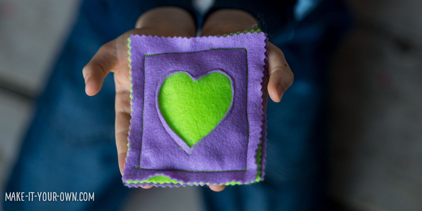 » Valentine’s Day: Peek-a-Boo Heart Bean Bags