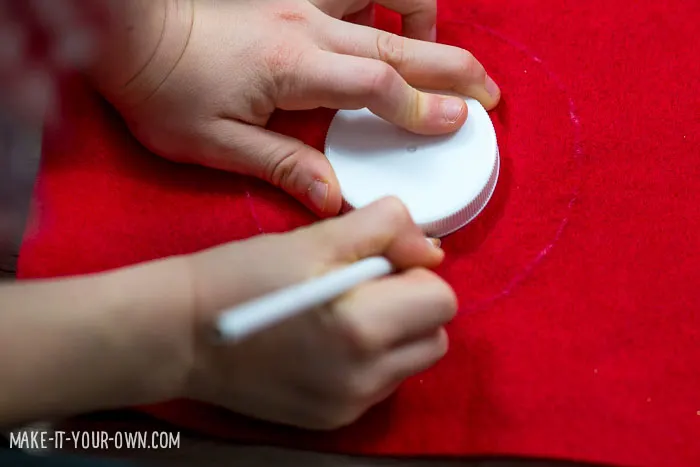 XO Garland from make-it-your-own.com (Crafts & Activities for Kids)