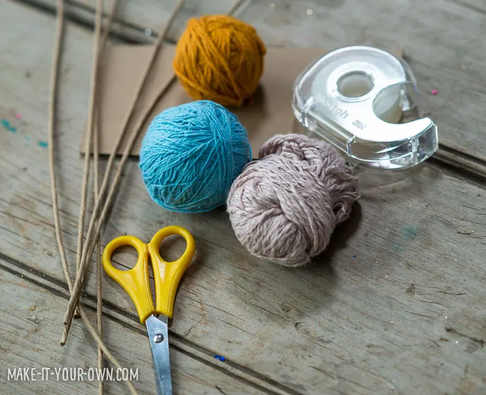 Valentine's Day: Pom Pom Flowers with make-it-your-own.com (Crafts & activities for kids)