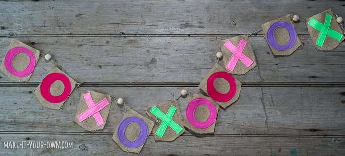 XO Garland from make-it-your-own.com (Crafts & Activities for Kids)