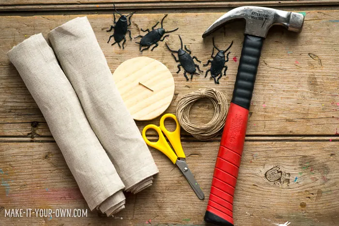 Bug Napkin Ties (Perfect for Halloween!) with make-it-your-own.com (Crafts & activities for kids)