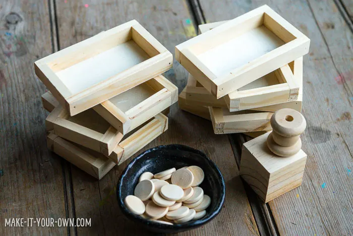 DIY Wooden Train with make-it-your-own.com (Creative activities for kids)