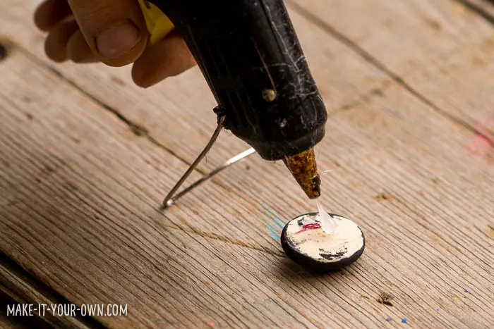 DIY Wooden Train with make-it-your-own.com (Creative activities for kids)