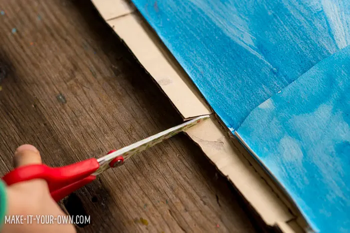 DIY Wooden Train with make-it-your-own.com (Creative activities for kids)