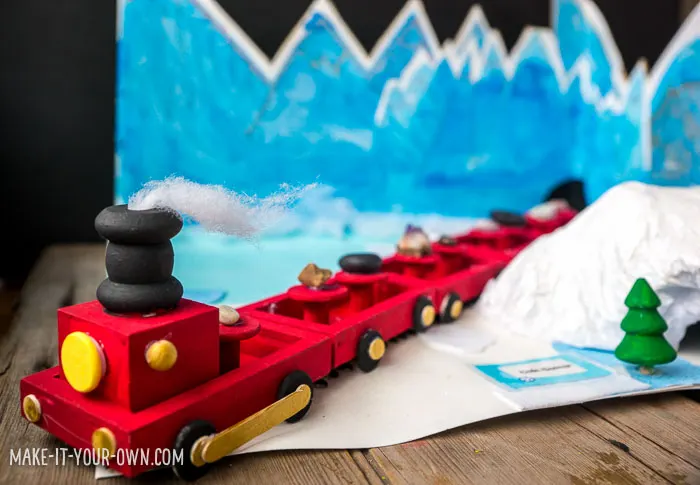 DIY Wooden Train with make-it-your-own.com (Creative activities for kids)